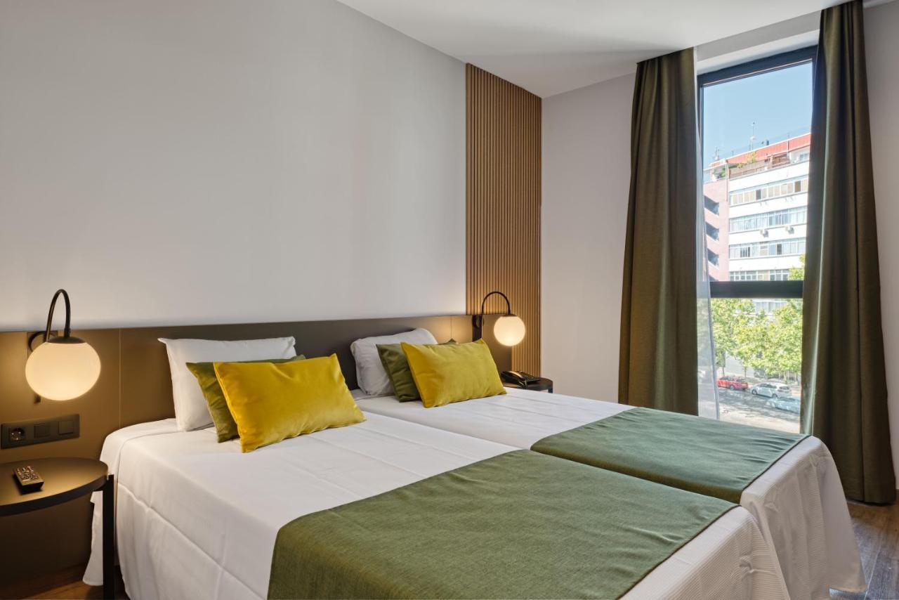 Dwo Colours Alcala Hotel Madrid Bagian luar foto