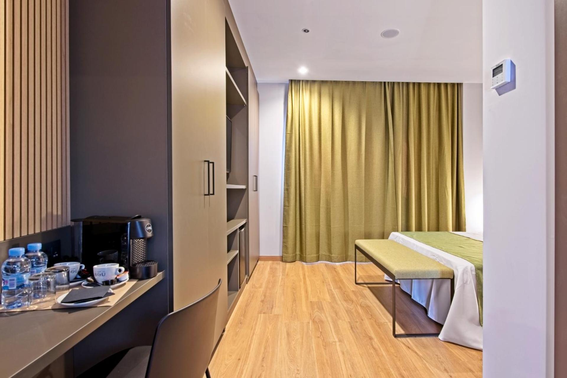 Dwo Colours Alcala Hotel Madrid Bagian luar foto